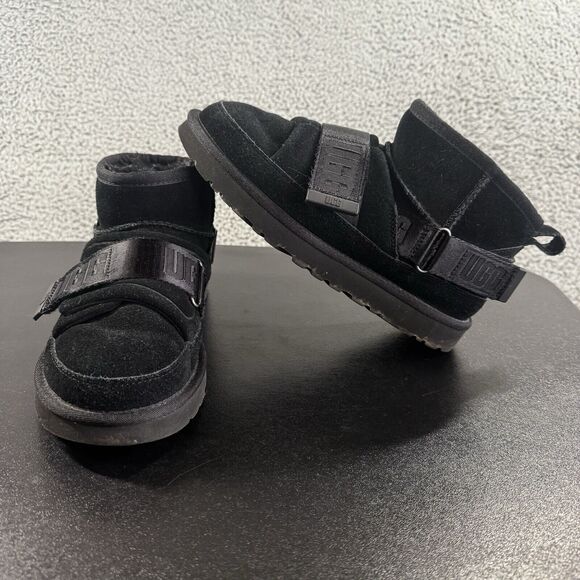 Ugg Classic‎ Ultra Mini Hybrid Boots Women 6 1133471 - Picture 1 of 13